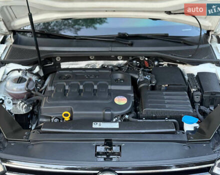 Белый Фольксваген Пассат, объемом двигателя 1.6 л и пробегом 200 тыс. км за 12900 $, фото 12 на Automoto.ua