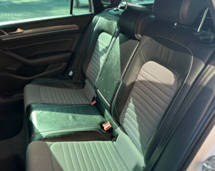 Белый Фольксваген Пассат, объемом двигателя 2 л и пробегом 226 тыс. км за 23500 $, фото 14 на Automoto.ua