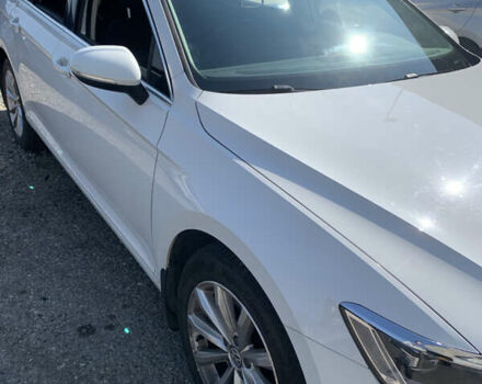 Белый Фольксваген Пассат, объемом двигателя 1.97 л и пробегом 230 тыс. км за 14500 $, фото 17 на Automoto.ua