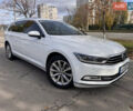 Фольксваген Пассат 2017 в Харькове на Automoto.ua Белый Фольксваген Пассат, объемом двигателя 1.97 л и пробегом 308 тыс. км за 16300 $, фото 1 на Automoto.ua