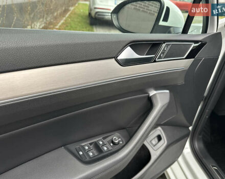 Белый Фольксваген Пассат, объемом двигателя 2 л и пробегом 260 тыс. км за 18250 $, фото 29 на Automoto.ua