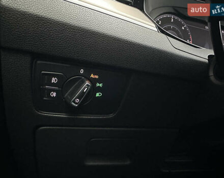 Белый Фольксваген Пассат, объемом двигателя 2 л и пробегом 260 тыс. км за 18250 $, фото 34 на Automoto.ua