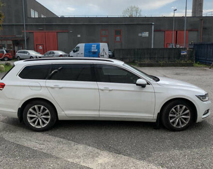 Белый Фольксваген Пассат, объемом двигателя 1.97 л и пробегом 230 тыс. км за 14500 $, фото 6 на Automoto.ua