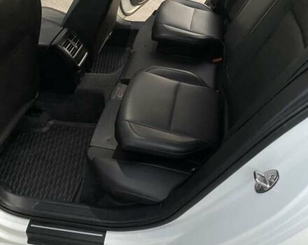 Білий Фольксваген Пассат, об'ємом двигуна 1.97 л та пробігом 380 тис. км за 12350 $, фото 24 на Automoto.ua