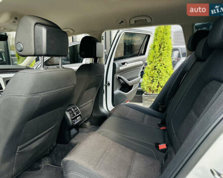 Белый Фольксваген Пассат, объемом двигателя 1.97 л и пробегом 197 тыс. км за 14800 $, фото 15 на Automoto.ua