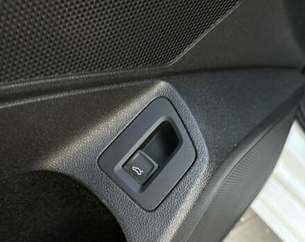 Белый Фольксваген Пассат, объемом двигателя 1.97 л и пробегом 290 тыс. км за 15799 $, фото 33 на Automoto.ua