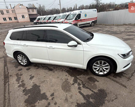 Белый Фольксваген Пассат, объемом двигателя 2 л и пробегом 198 тыс. км за 13400 $, фото 1 на Automoto.ua