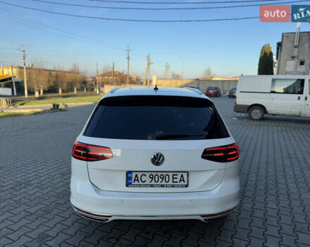 Белый Фольксваген Пассат, объемом двигателя 1.97 л и пробегом 289 тыс. км за 16800 $, фото 21 на Automoto.ua