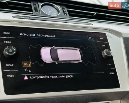 Белый Фольксваген Пассат, объемом двигателя 1.97 л и пробегом 197 тыс. км за 14800 $, фото 32 на Automoto.ua