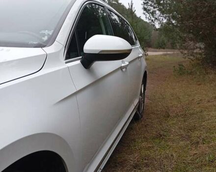 Білий Фольксваген Пассат, об'ємом двигуна 1.97 л та пробігом 195 тис. км за 18500 $, фото 11 на Automoto.ua