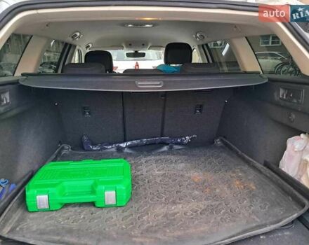 Білий Фольксваген Пассат, об'ємом двигуна 1.6 л та пробігом 237 тис. км за 15600 $, фото 14 на Automoto.ua