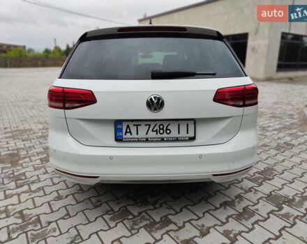 Белый Фольксваген Пассат, объемом двигателя 1.97 л и пробегом 236 тыс. км за 17300 $, фото 6 на Automoto.ua