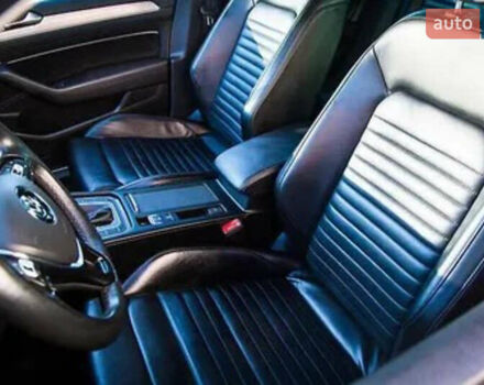 Фольксваген Пассат 2017 в Днепре (Днепропетровске) на Automoto.ua Белый Фольксваген Пассат, объемом двигателя 1.97 л и пробегом 250 тыс. км за 19300 $, фото 29 на Automoto.ua