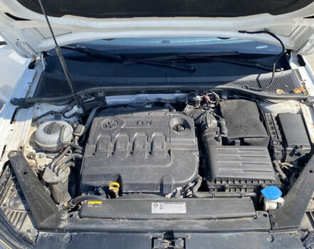 Белый Фольксваген Пассат, объемом двигателя 1.97 л и пробегом 253 тыс. км за 18000 $, фото 28 на Automoto.ua