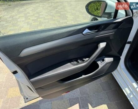 Білий Фольксваген Пассат, об'ємом двигуна 1.97 л та пробігом 198 тис. км за 17800 $, фото 26 на Automoto.ua