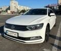 Белый Фольксваген Пассат, объемом двигателя 1.6 л и пробегом 207 тыс. км за 14900 $, фото 1 на Automoto.ua