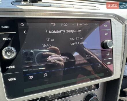 Білий Фольксваген Пассат, об'ємом двигуна 1.97 л та пробігом 198 тис. км за 17800 $, фото 46 на Automoto.ua