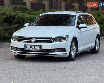 Белый Фольксваген Пассат, объемом двигателя 1.6 л и пробегом 200 тыс. км за 12900 $, фото 13 на Automoto.ua