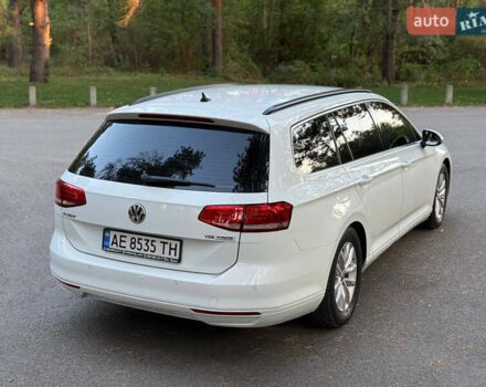 Белый Фольксваген Пассат, объемом двигателя 1.6 л и пробегом 200 тыс. км за 12900 $, фото 4 на Automoto.ua