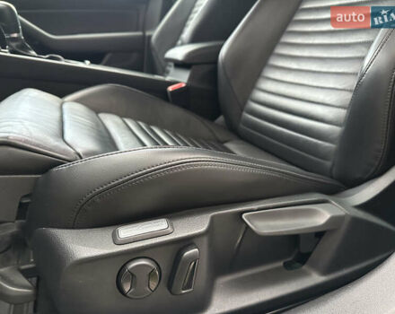 Белый Фольксваген Пассат, объемом двигателя 2 л и пробегом 260 тыс. км за 18250 $, фото 30 на Automoto.ua