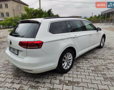 Белый Фольксваген Пассат, объемом двигателя 1.97 л и пробегом 236 тыс. км за 17300 $, фото 8 на Automoto.ua