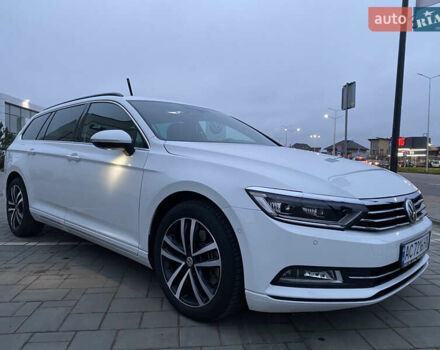 Білий Фольксваген Пассат, об'ємом двигуна 1.97 л та пробігом 243 тис. км за 17500 $, фото 2 на Automoto.ua