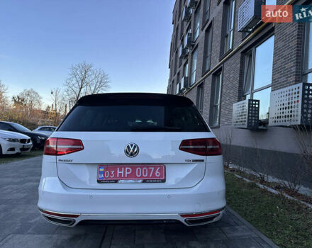 Белый Фольксваген Пассат, объемом двигателя 2 л и пробегом 260 тыс. км за 18250 $, фото 5 на Automoto.ua