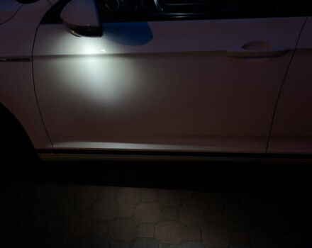 Белый Фольксваген Пассат, объемом двигателя 1.6 л и пробегом 274 тыс. км за 13399 $, фото 23 на Automoto.ua