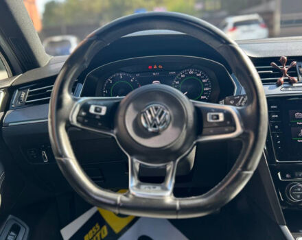 Белый Фольксваген Пассат, объемом двигателя 2 л и пробегом 226 тыс. км за 23500 $, фото 9 на Automoto.ua