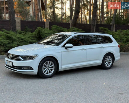 Белый Фольксваген Пассат, объемом двигателя 1.6 л и пробегом 200 тыс. км за 12900 $, фото 7 на Automoto.ua