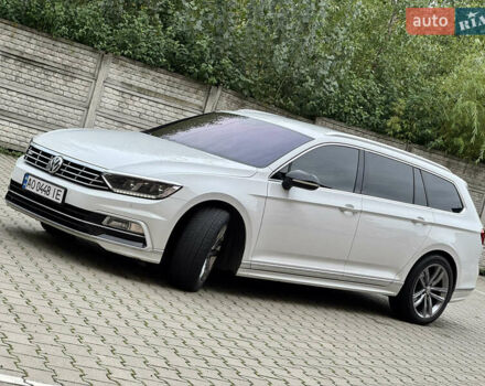 Белый Фольксваген Пассат, объемом двигателя 1.6 л и пробегом 262 тыс. км за 16000 $, фото 6 на Automoto.ua