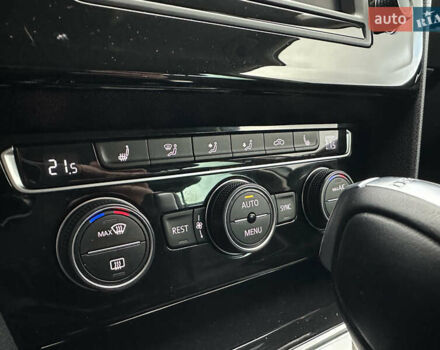 Белый Фольксваген Пассат, объемом двигателя 2 л и пробегом 260 тыс. км за 18250 $, фото 26 на Automoto.ua