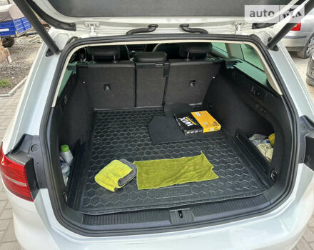 Белый Фольксваген Пассат, объемом двигателя 1.97 л и пробегом 313 тыс. км за 17990 $, фото 13 на Automoto.ua