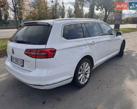 Фольксваген Пассат 2017 в Харькове на Automoto.ua Белый Фольксваген Пассат, объемом двигателя 1.97 л и пробегом 308 тыс. км за 16300 $, фото 4 на Automoto.ua