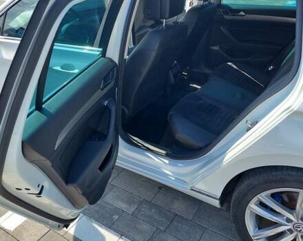 Белый Фольксваген Пассат, объемом двигателя 1.4 л и пробегом 187 тыс. км за 20400 $, фото 5 на Automoto.ua