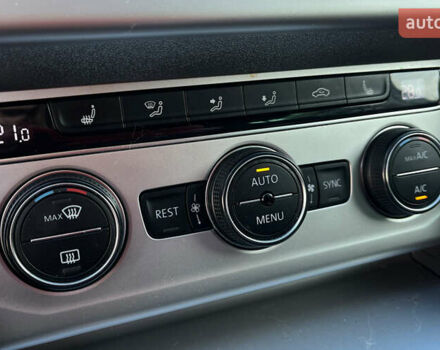 Белый Фольксваген Пассат, объемом двигателя 1.98 л и пробегом 272 тыс. км за 16200 $, фото 14 на Automoto.ua