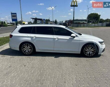 Белый Фольксваген Пассат, объемом двигателя 1.97 л и пробегом 194 тыс. км за 20600 $, фото 38 на Automoto.ua