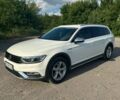 Белый Фольксваген Пассат, объемом двигателя 1.97 л и пробегом 210 тыс. км за 20399 $, фото 1 на Automoto.ua