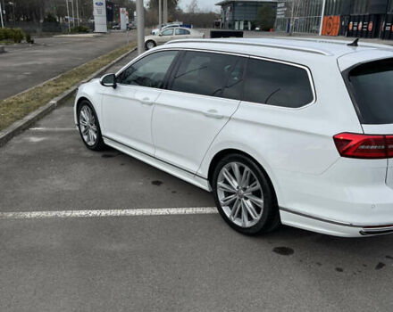 Белый Фольксваген Пассат, объемом двигателя 2 л и пробегом 212 тыс. км за 19500 $, фото 24 на Automoto.ua