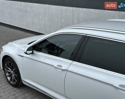 Білий Фольксваген Пассат, об'ємом двигуна 1.97 л та пробігом 239 тис. км за 19500 $, фото 26 на Automoto.ua