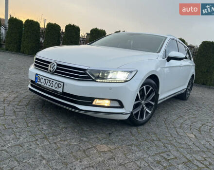 Белый Фольксваген Пассат, объемом двигателя 1.97 л и пробегом 267 тыс. км за 17890 $, фото 7 на Automoto.ua