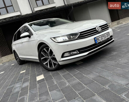 Белый Фольксваген Пассат, объемом двигателя 1.97 л и пробегом 268 тыс. км за 17890 $, фото 7 на Automoto.ua