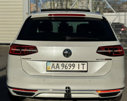 Белый Фольксваген Пассат, объемом двигателя 2 л и пробегом 223 тыс. км за 21500 $, фото 4 на Automoto.ua