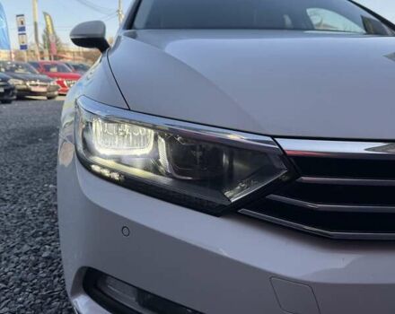 Белый Фольксваген Пассат, объемом двигателя 1.97 л и пробегом 235 тыс. км за 17500 $, фото 9 на Automoto.ua