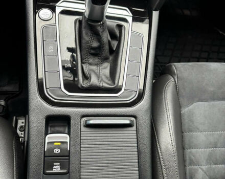 Белый Фольксваген Пассат, объемом двигателя 1.97 л и пробегом 268 тыс. км за 17890 $, фото 66 на Automoto.ua