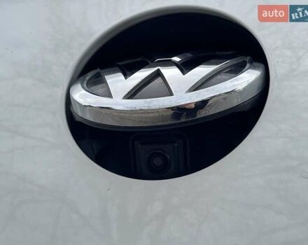 Білий Фольксваген Пассат, об'ємом двигуна 2 л та пробігом 181 тис. км за 18950 $, фото 34 на Automoto.ua