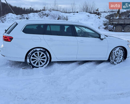 Білий Фольксваген Пассат, об'ємом двигуна 1.8 л та пробігом 171 тис. км за 16500 $, фото 3 на Automoto.ua