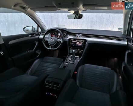 Білий Фольксваген Пассат, об'ємом двигуна 1.97 л та пробігом 239 тис. км за 19500 $, фото 54 на Automoto.ua