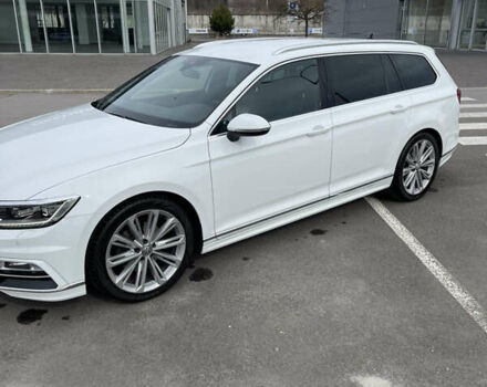 Белый Фольксваген Пассат, объемом двигателя 2 л и пробегом 212 тыс. км за 19500 $, фото 25 на Automoto.ua