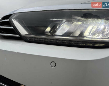 Белый Фольксваген Пассат, объемом двигателя 1.97 л и пробегом 268 тыс. км за 17890 $, фото 29 на Automoto.ua